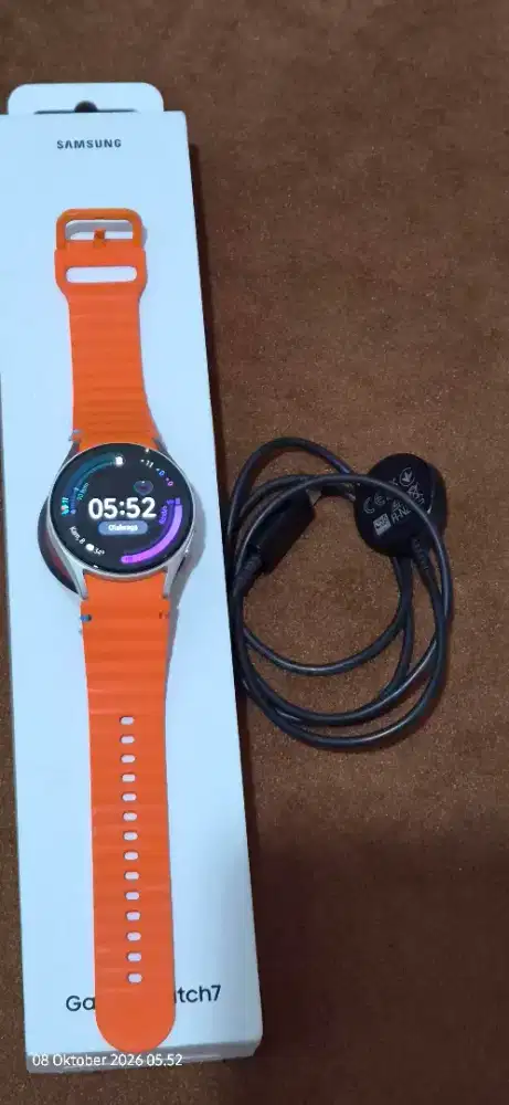 SAMSUNG GALAXY WATCH 7 40MM 99% PERFECT