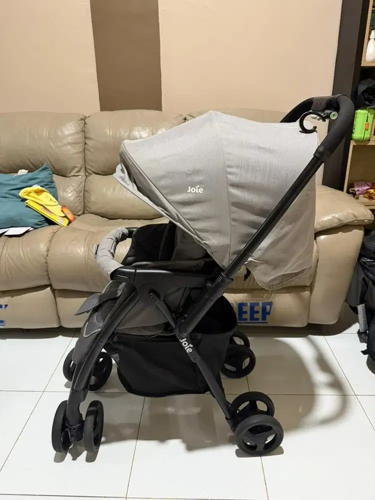 Stroller Anak Joie Like New