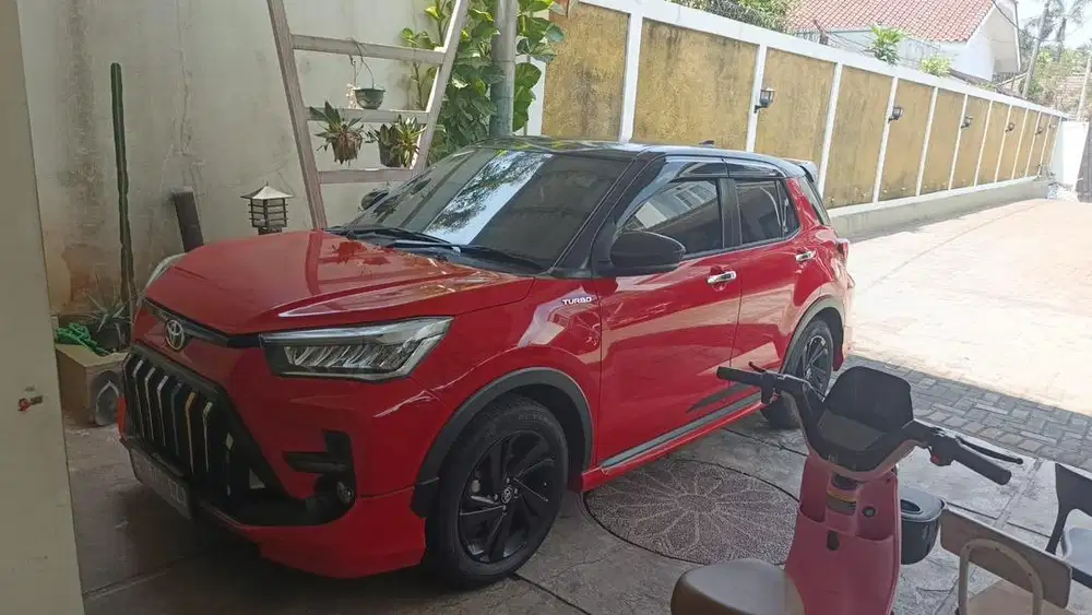 Raize GR sport two tone 2022