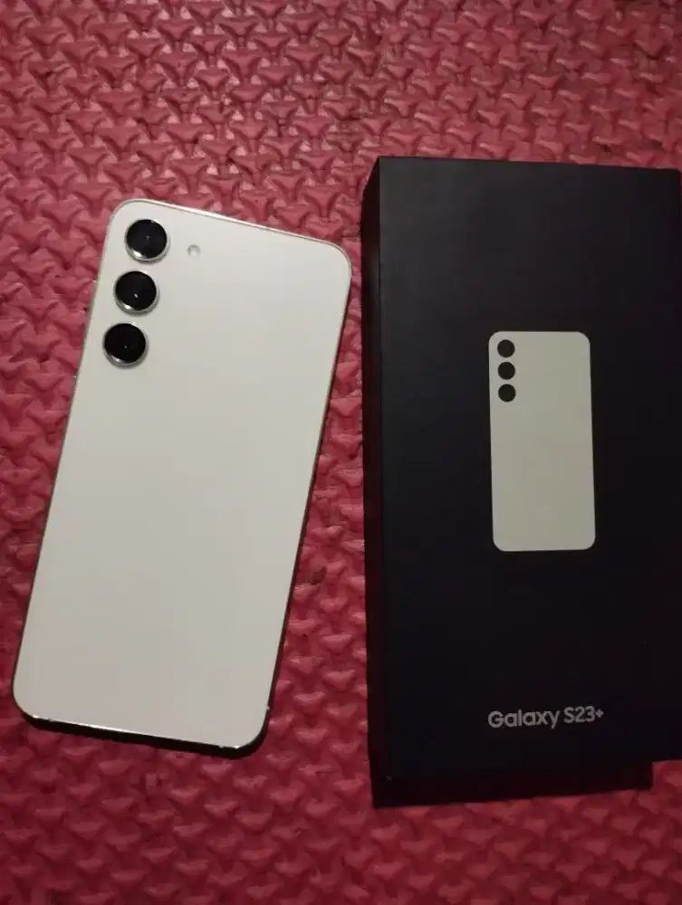 Samsung S23+ 8/512Gb