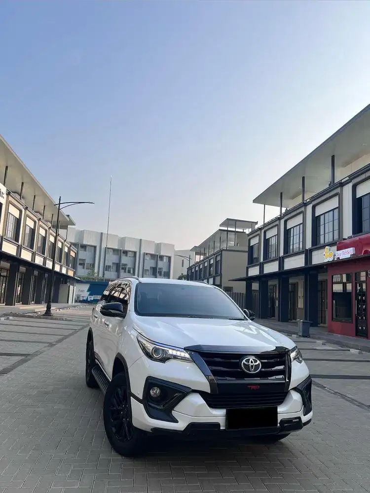 Toyota Fortuner VRZ TRD Kick Sensor 2019