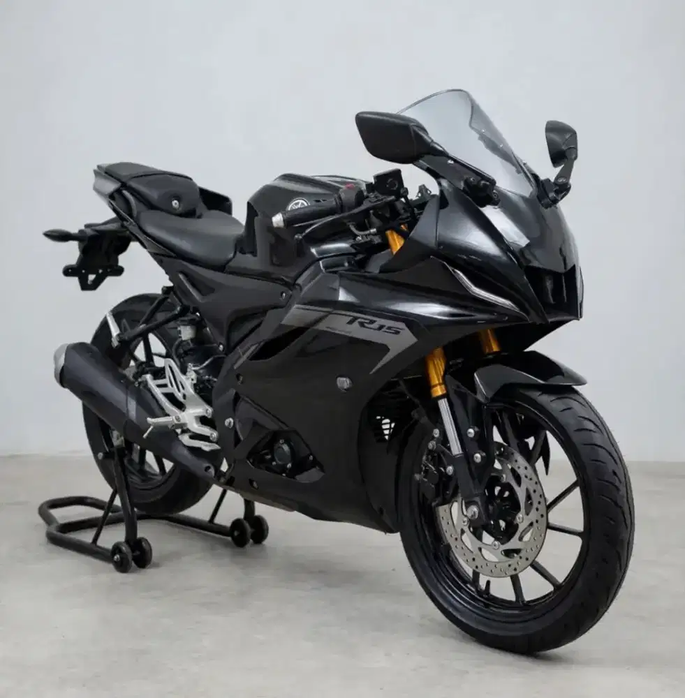 R15 V4 KREDIT MURAH DP 500RIBU SYARAT KTP&KK