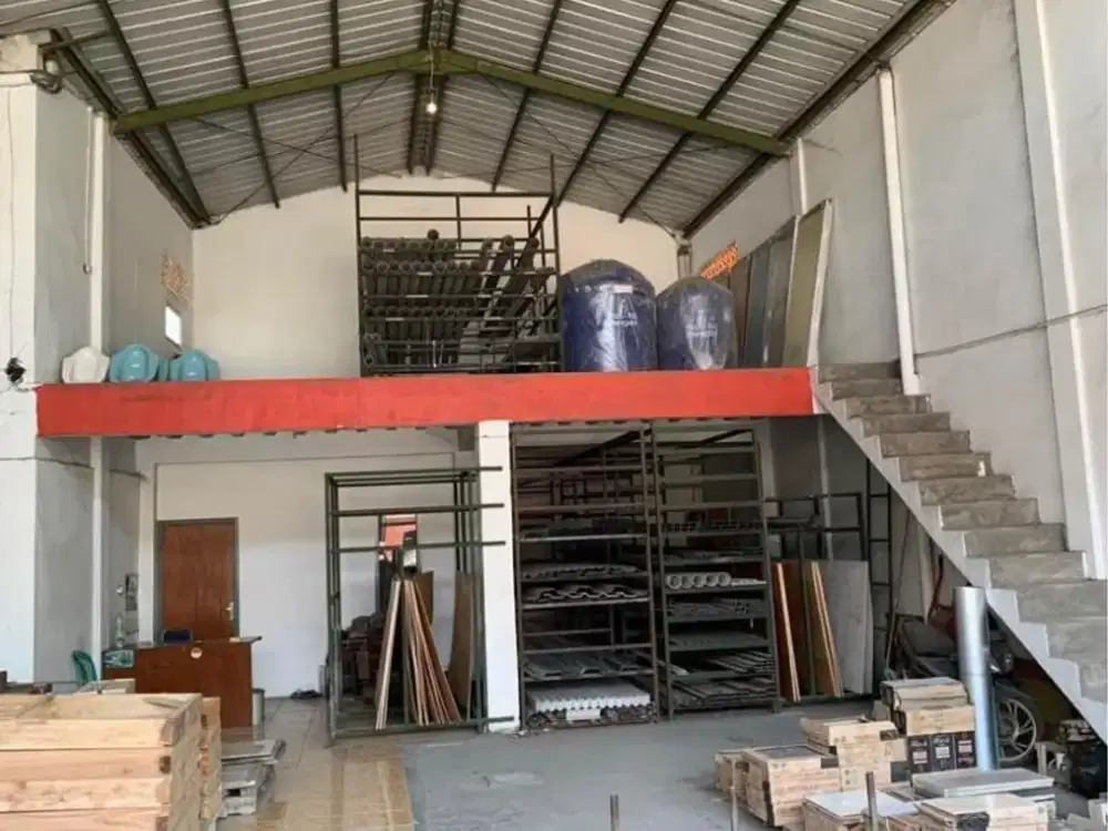 Gudang Strategis Akses Kontainer di Nanjung Cimahi