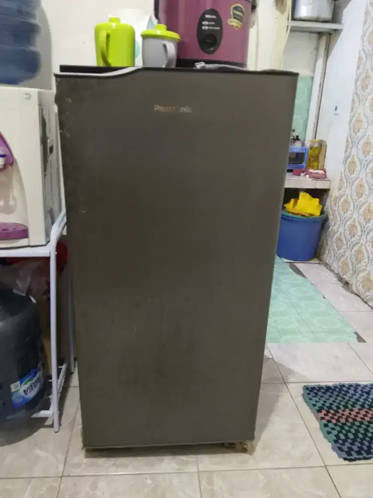 Kulkas 1 pintu Panasonic