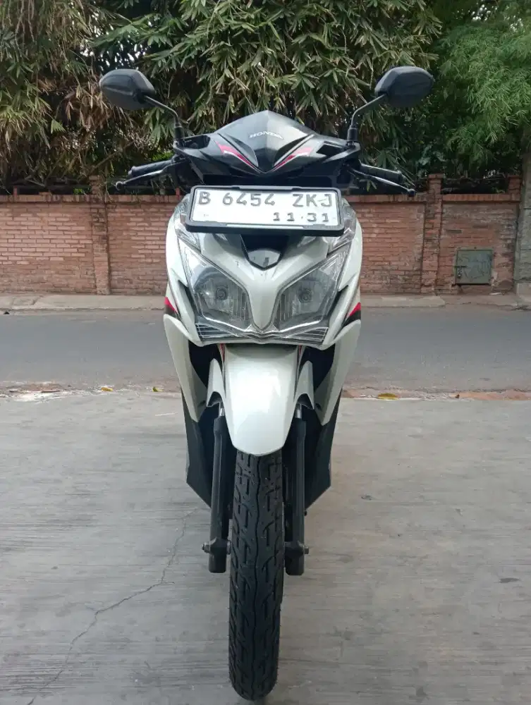 Di jual Vario kzr 2014 pajak panjang