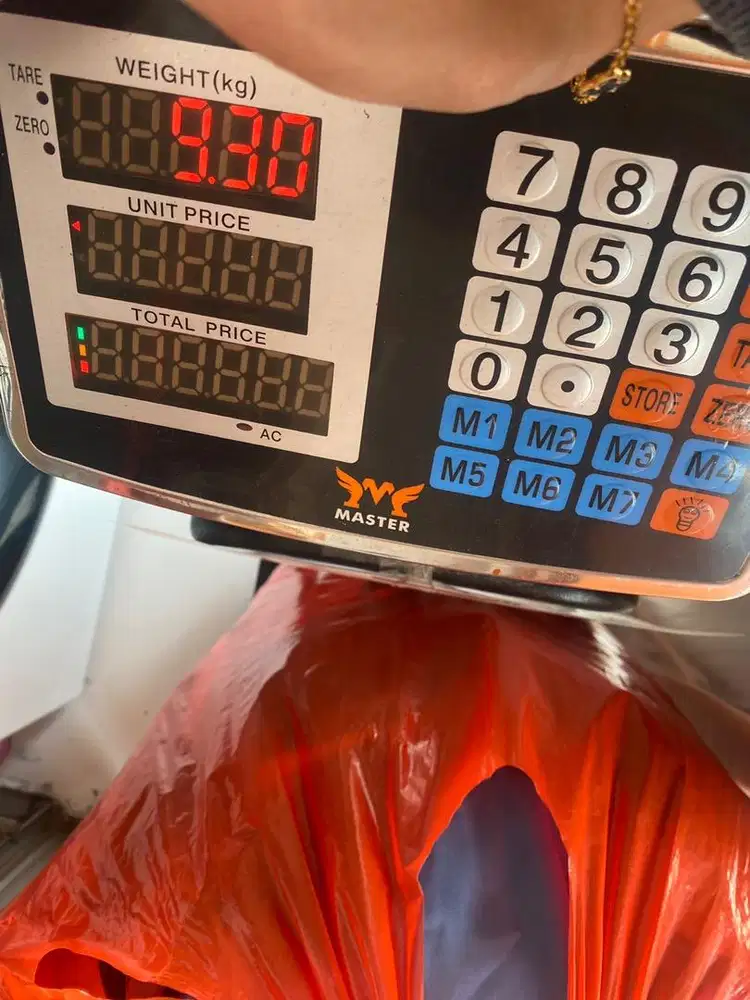 LOWONGAN KERJA LAUNDRY