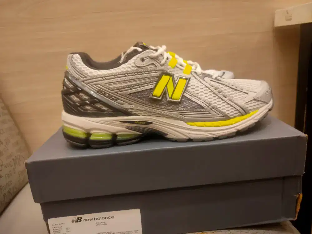 ( BARU ) SEPATU NEW BALANCE 1906R SZIE 44 INSOLE 28 ORIGINAL 1000%