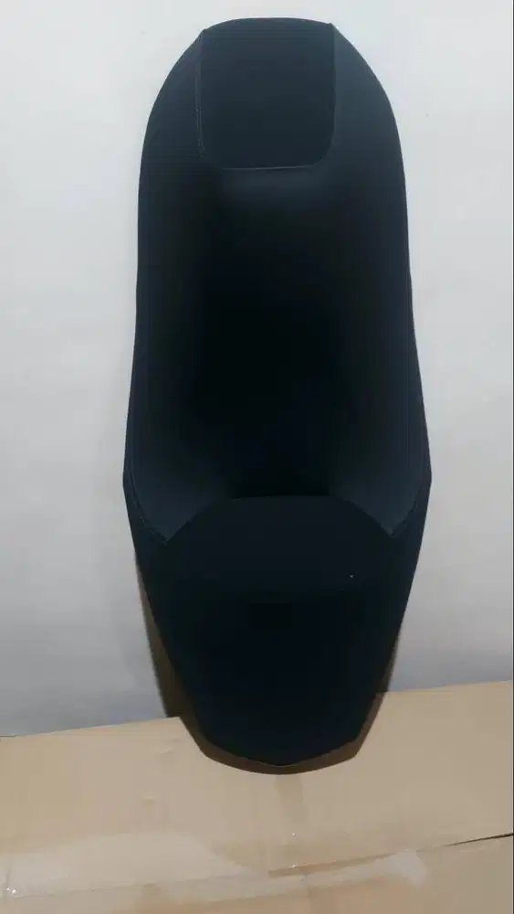 Jok Xmax Connected 2025 - Original / Bawaan