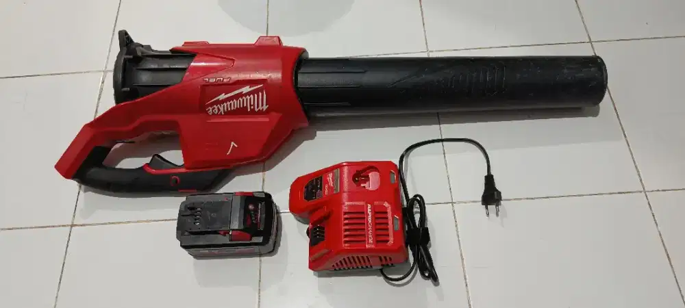 Hand blower milwaukee