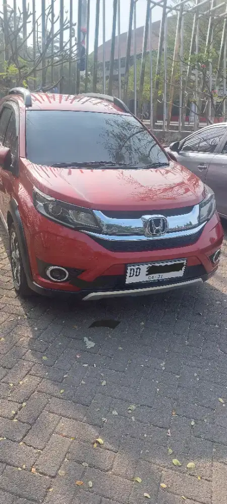 Honda BRV E 1.5 Automatic Istimewa