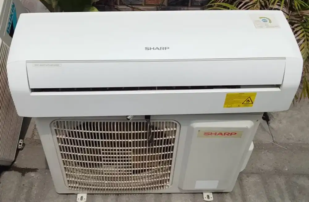 Jual ac sharp R 32lowatt 1'5 pk watt 1000 wat 95% ori semu