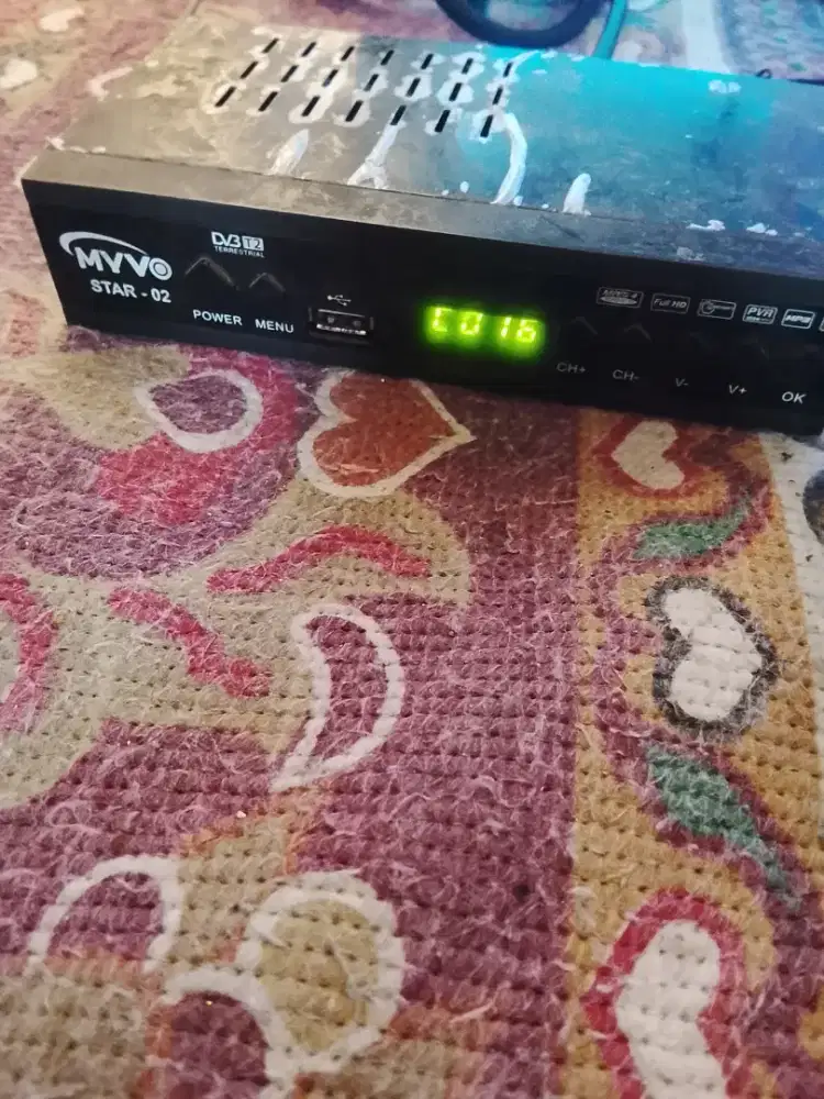 Stb tv  box merk MVVO