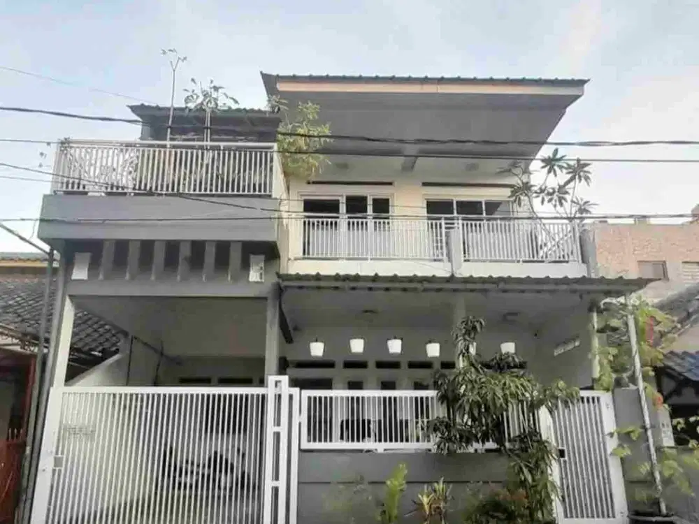 Dijual Rumah Bagus,Lokasi Strategis Di Villa Jakasetia Bekasi Kota
