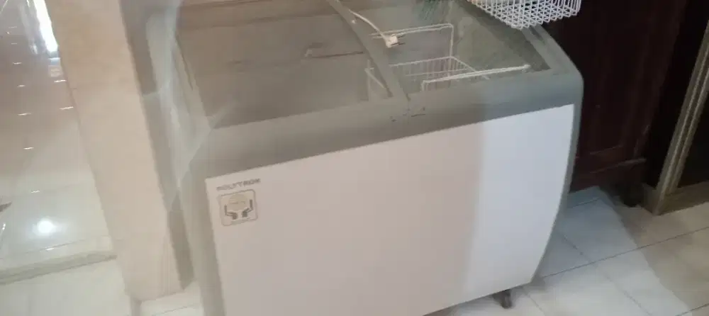 Freezer Display Polytron 300L