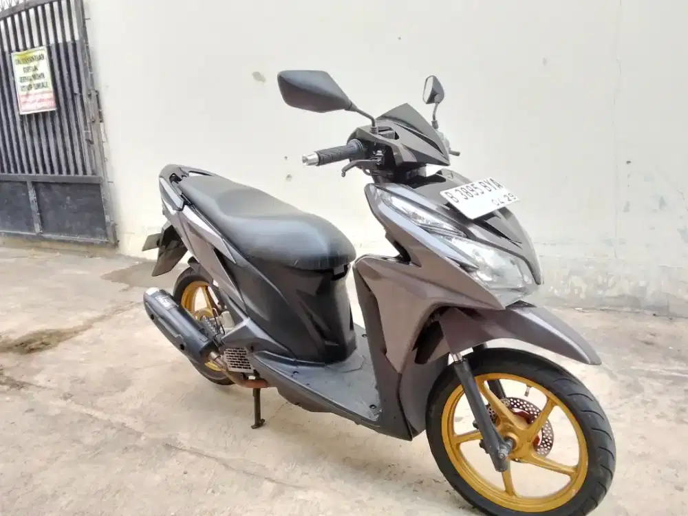 HONDA VARIO 125 KZR TAHUN 2014