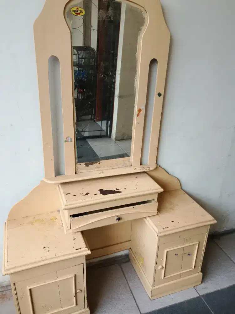 Meja Rias Kayu Jati