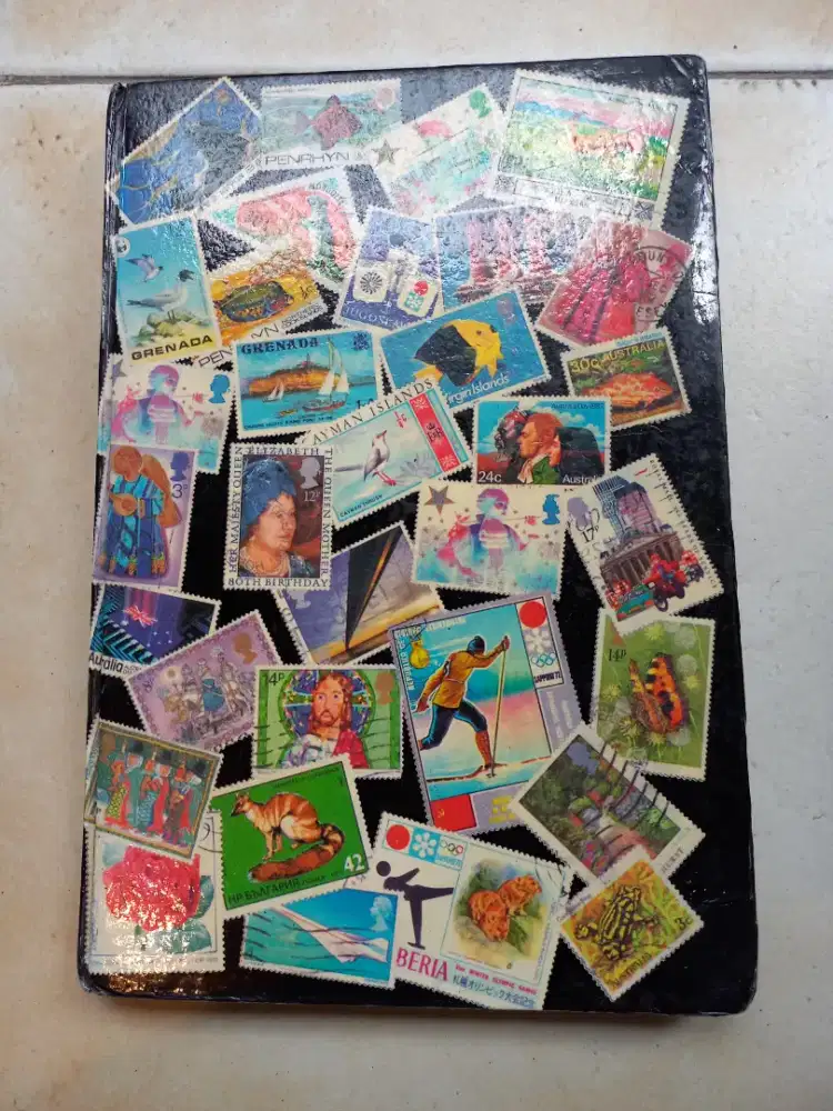 Koleksi Prangko Bekas    (Untuk Kolektor / Kerajinan Scrapbook)