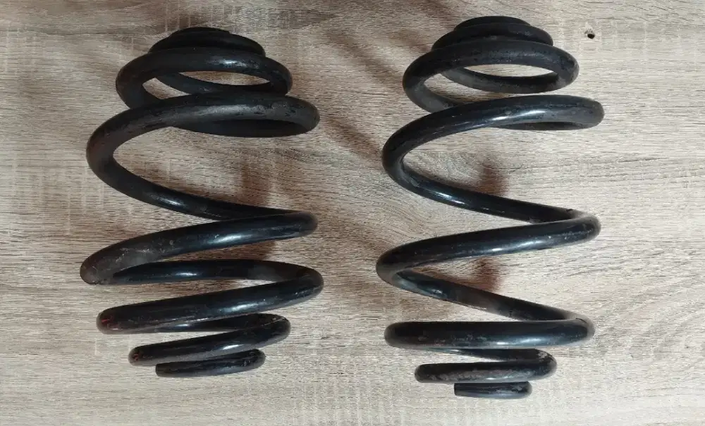 Per belakang BMW E46 318i