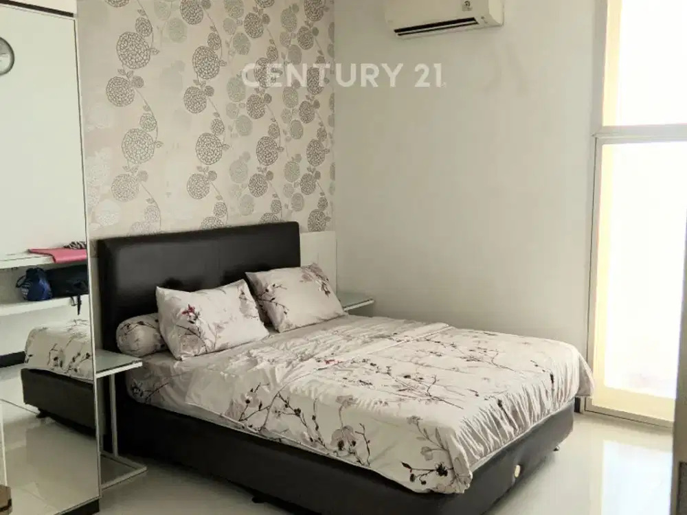 Full Furnished Imperial Palm Beach Pakuwon City Surabaya Area ITS