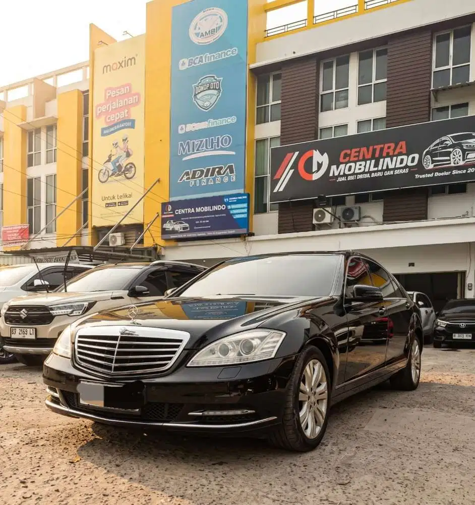 Mercedes-Benz S350L 2011 Bensin dp 50 jt