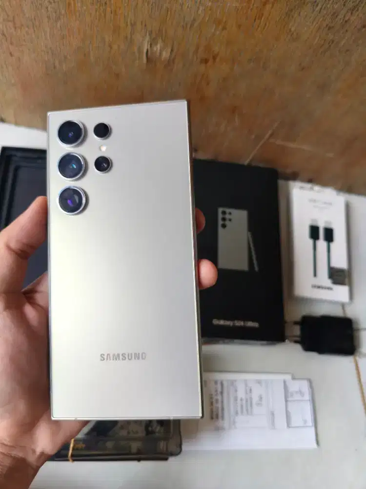 Samsung Galaxy S24 Ultra 12/256 Gb Titanium Gray Fullset Mulus sein