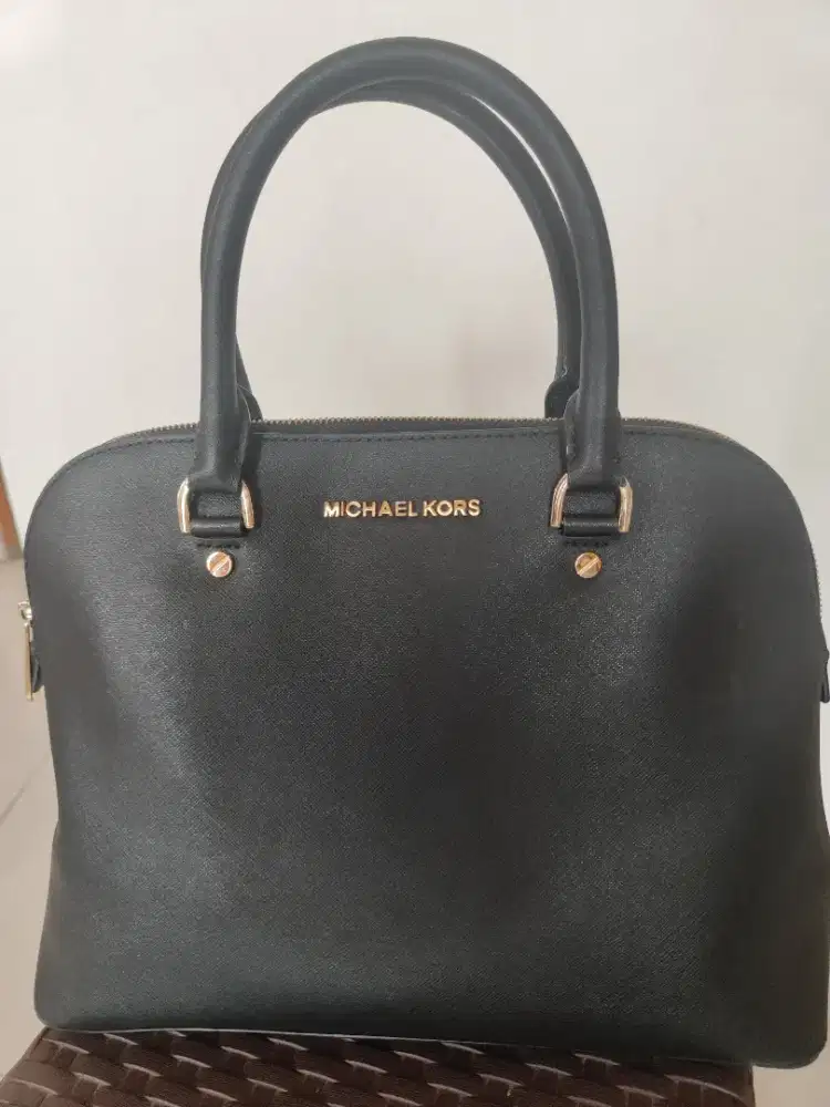 Michael Kors dijual murah