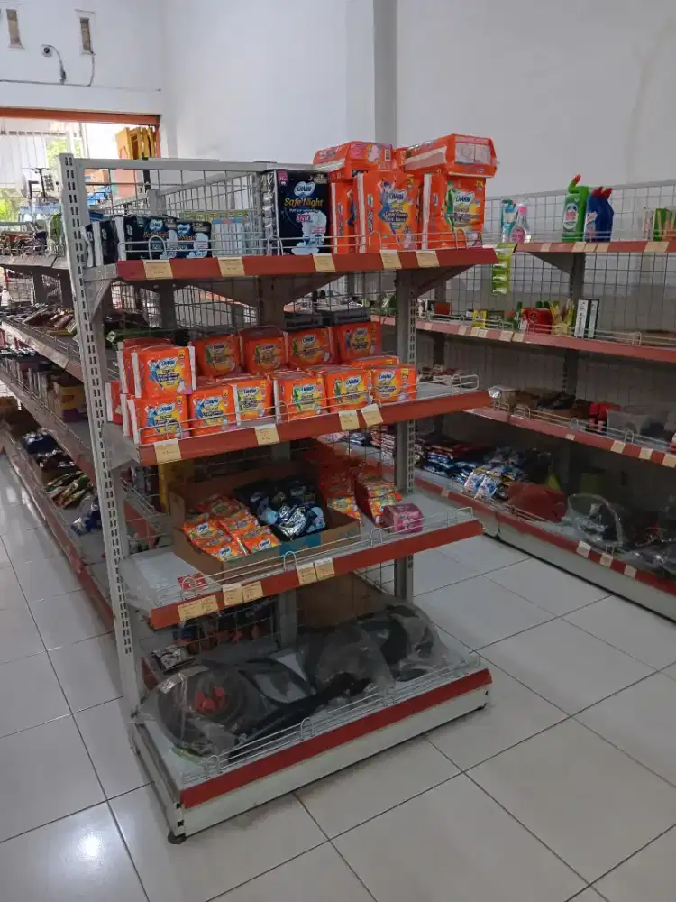 RAK BESI  DISPLAY TOKO