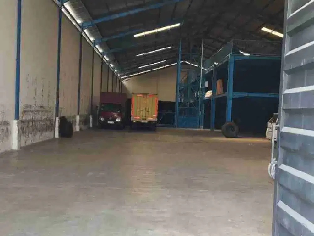 Pergudangan SIRIE Lingkar Timur luas 2000m2