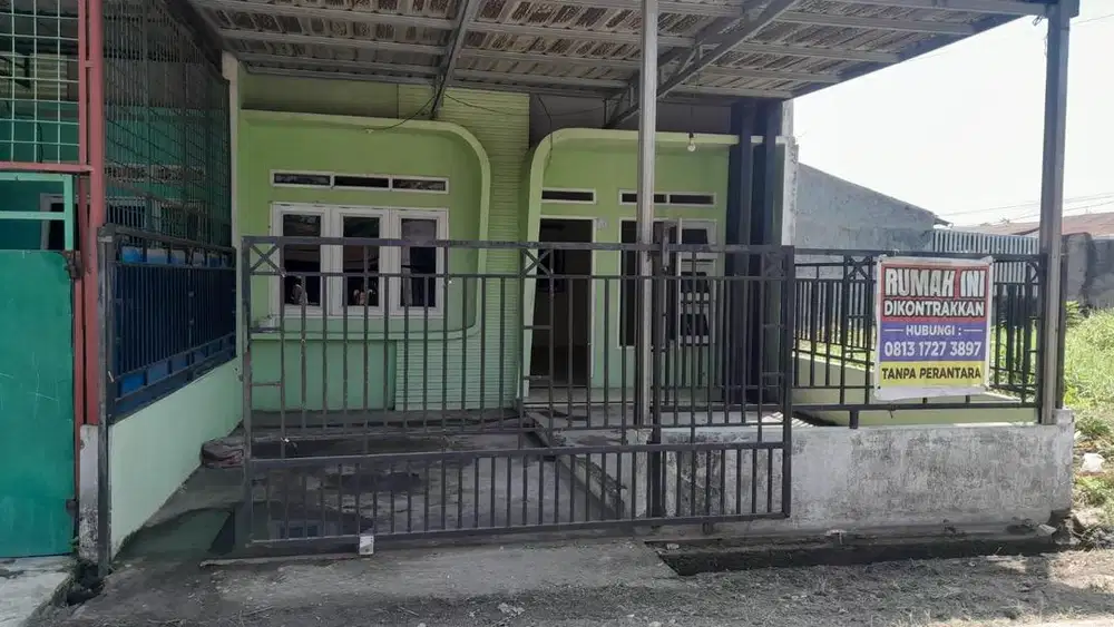 Disewakan 15 jt/ tahun  nego / Dijual Rumah 2 Lt, bebas banjir