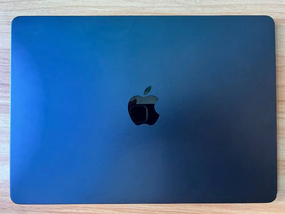 Macbook Air M3 13” 16/256 Midnight BH 98 CC 79