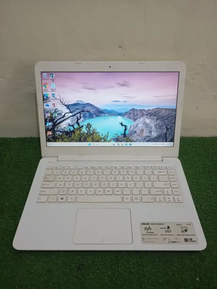 Laptop Asus VivoBook E402YA E2 Ram 4gb SSD 256gb