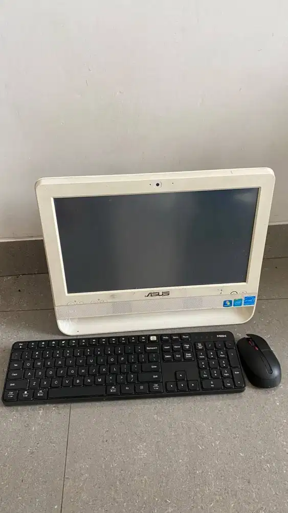 menjual komputer ASUS All-in-One ET1612.