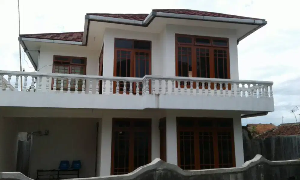 jual Rumah 2 Lantai: