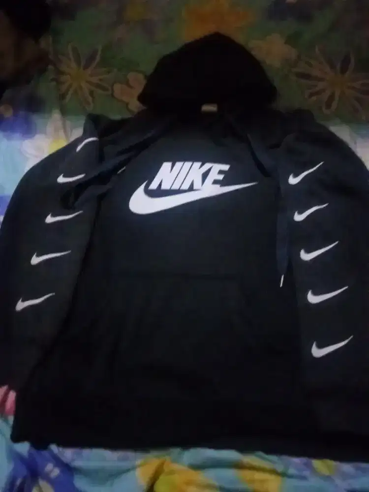 Hoodie size m siapa cepat dia dapat
