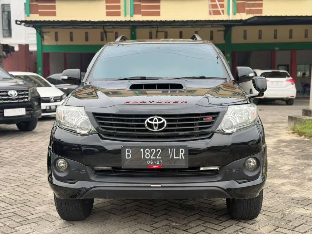 TOYOTA FORTUNER TRD VNT A/T 2014