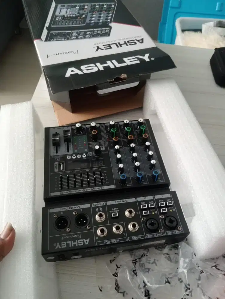Ashley Professional Audio Mixer Premium 4