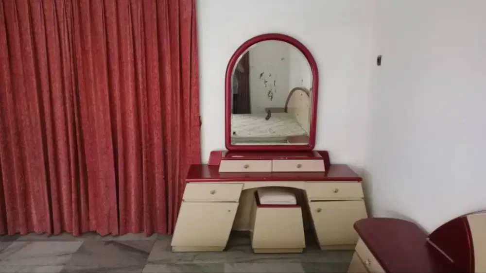 DIJUAL MEJA RIAS