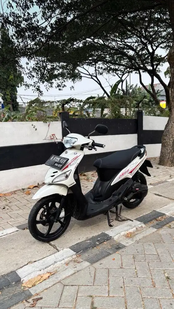 Yamaha Mio 5TL Asli Putih (Pajak Hidup)