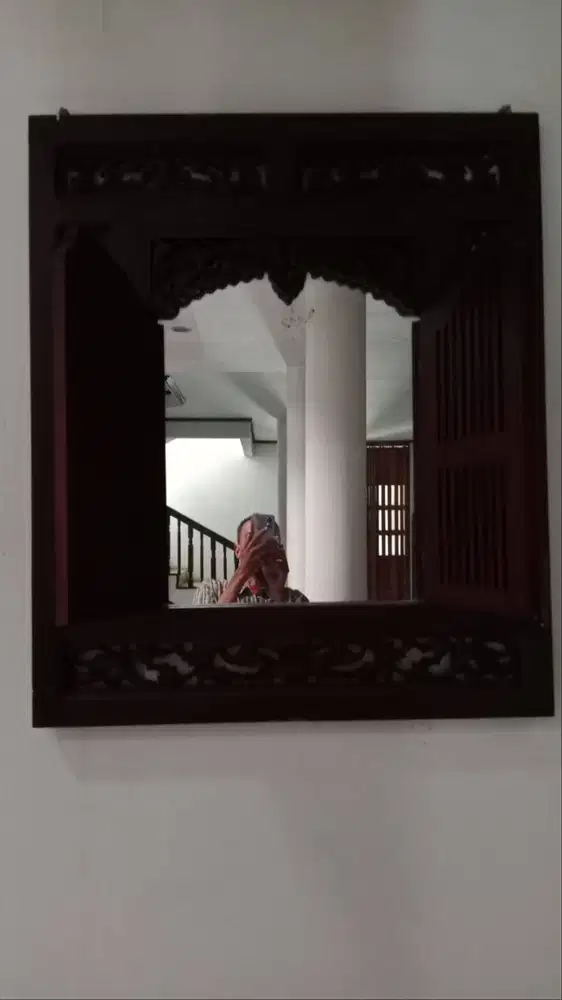 DIJUAL KACA KAYU