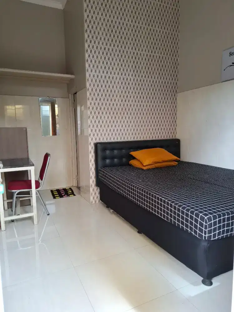 Cari Penjaga&Bersih² kost