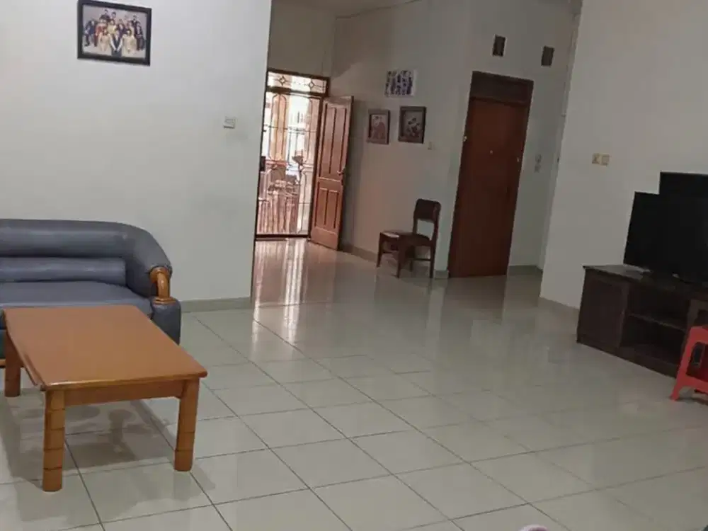 Dijual Rumah Nyaman Siap Huni Minimalis Lokasi di Taman Kopo Indah 2 Bandung