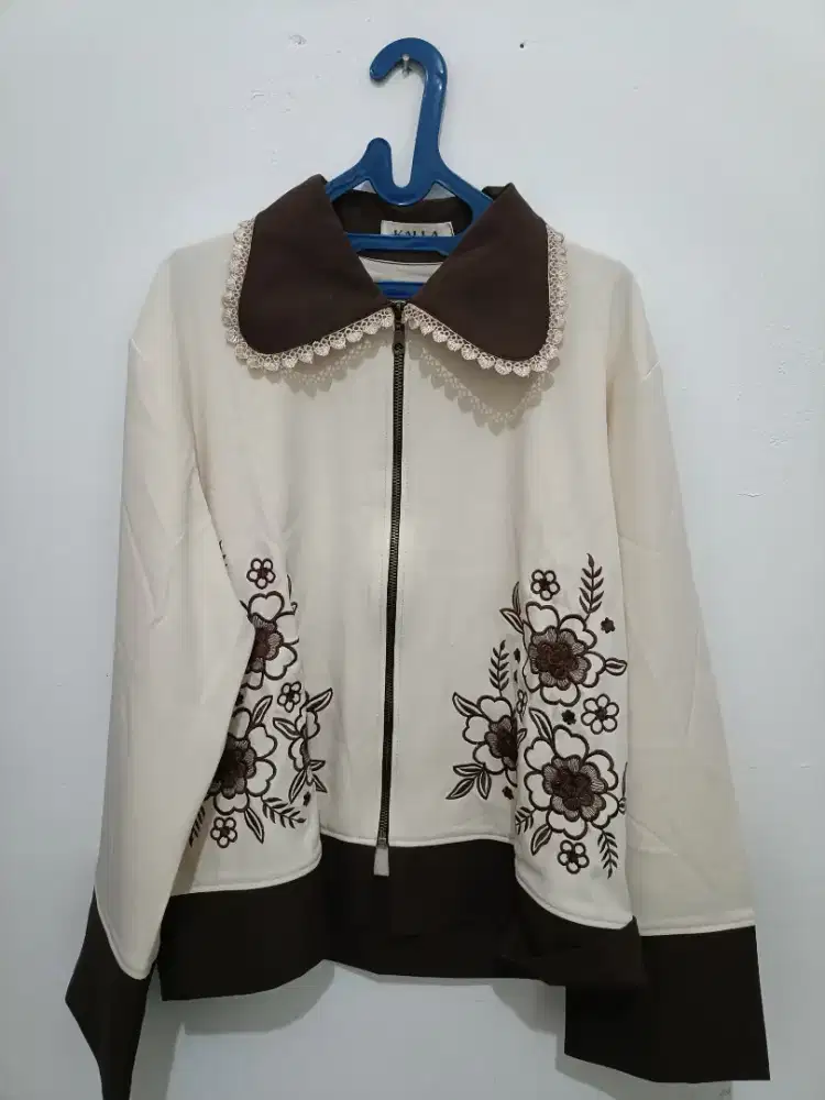 Dijual baju atasan wanita ( BARU)