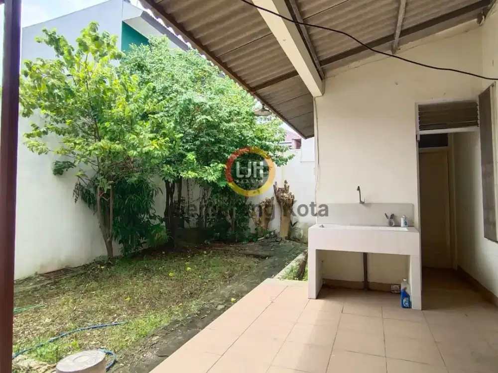 Disewakan  Rumah Furnish di Jl  Lingga Semarang