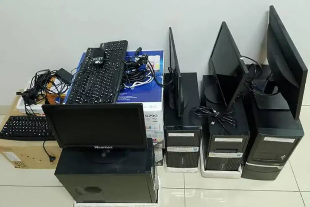 DICARI Komputer & Laptop
