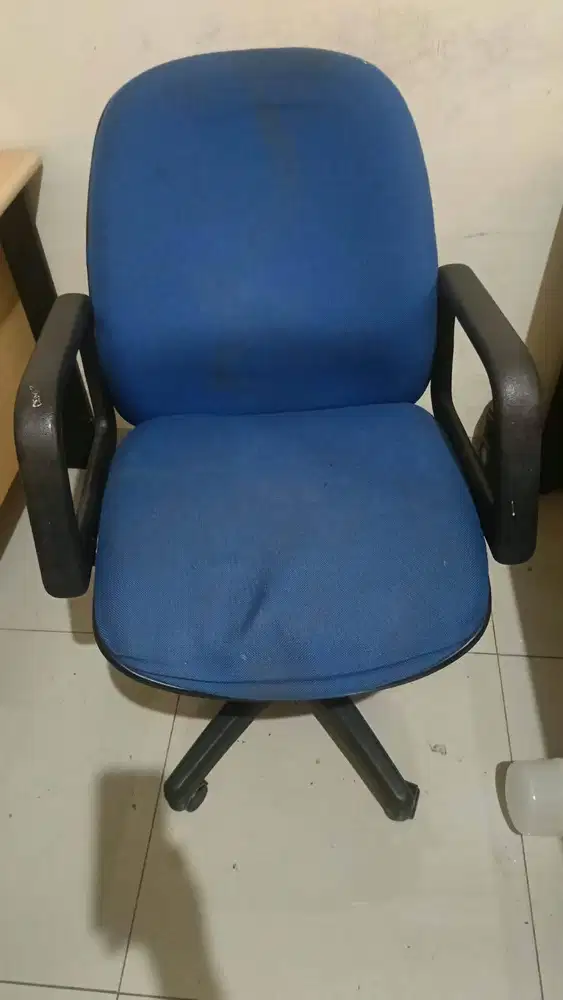 DIJUAL KURSI KANTOR MURAH