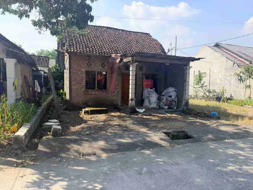 DI JUAL RUMAH 

KEL. : BANJARDOWO
KEC. : KABUH
KAB  : JOMBANG