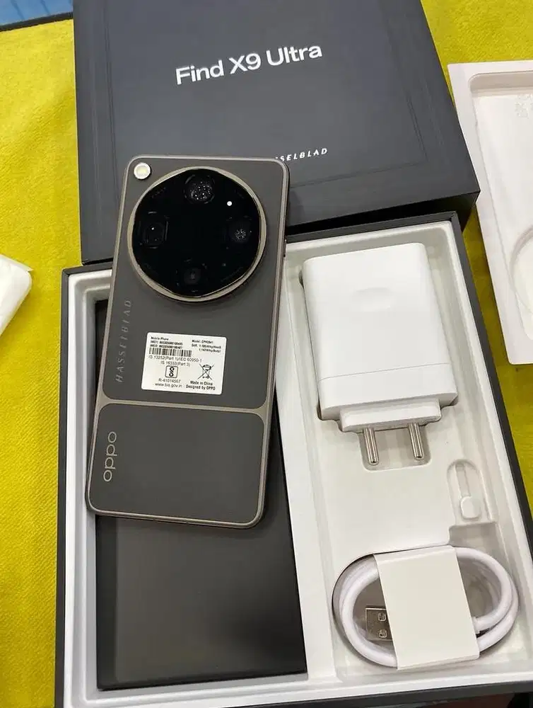Oppo Fine X9 Ultra 12/512 GB gratis 2X cicilan dengan home credit
