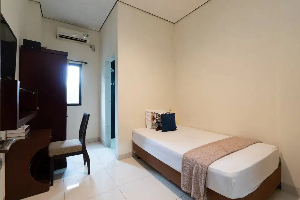 Kost W One Kebon Kacang