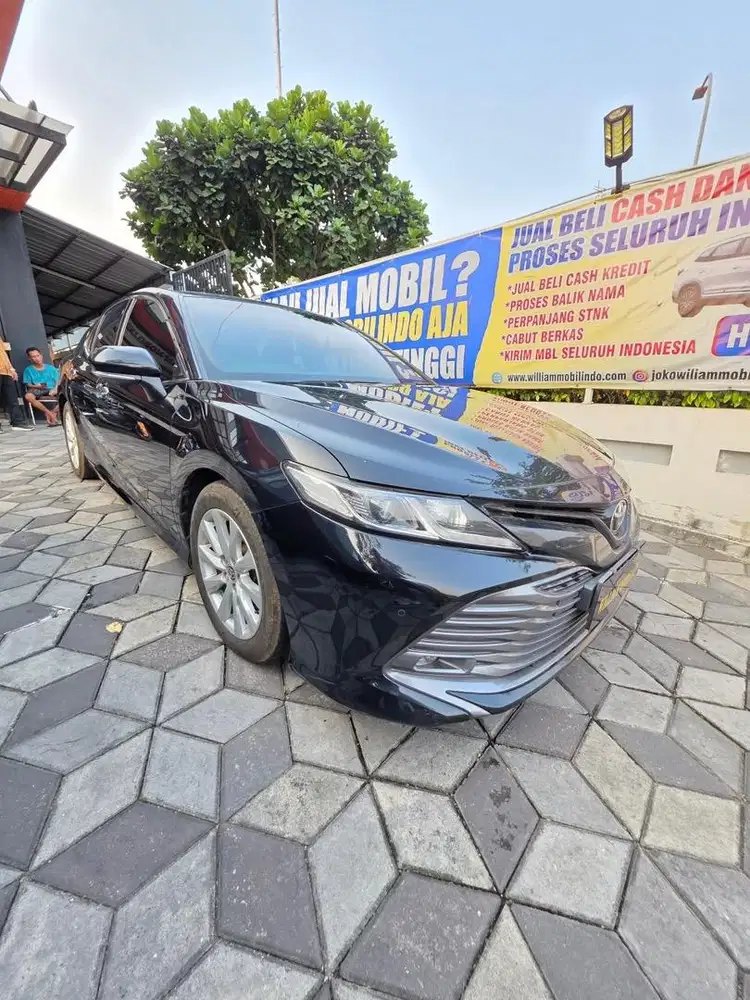 Toyota Camry V Matic Tahun 2021