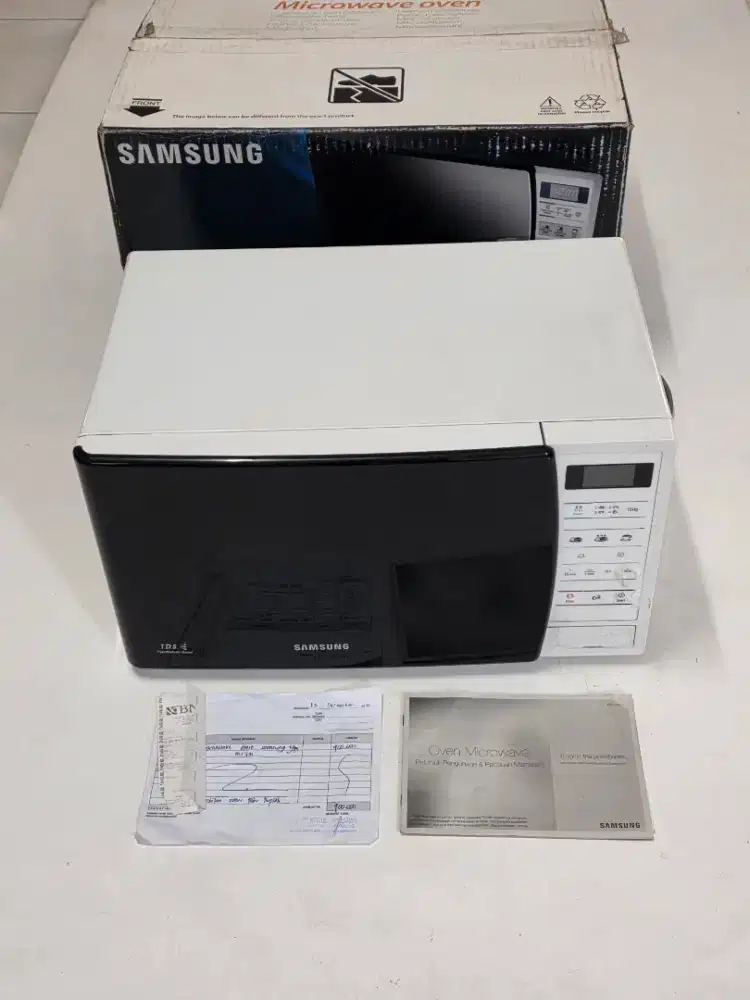 Samsung microwave ME731K white